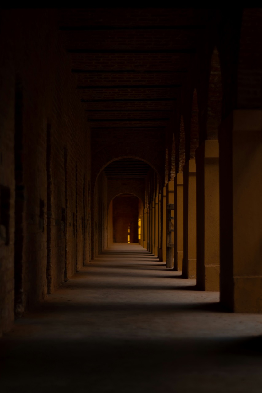 Chodba s celami v historickej väznici Cellular Jail v Port Blaire