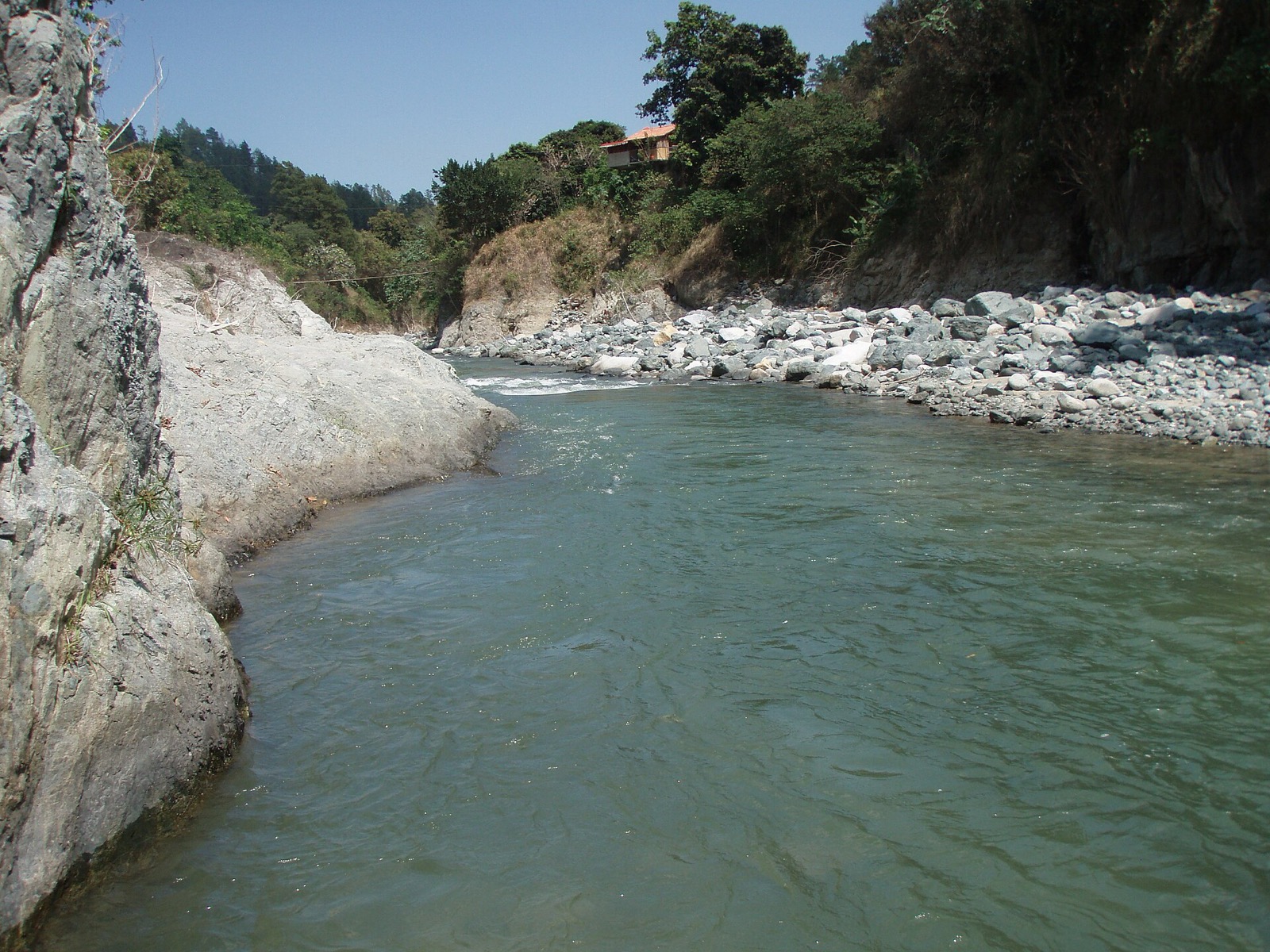Rieka Yaque del Norte pri Jarabacoe