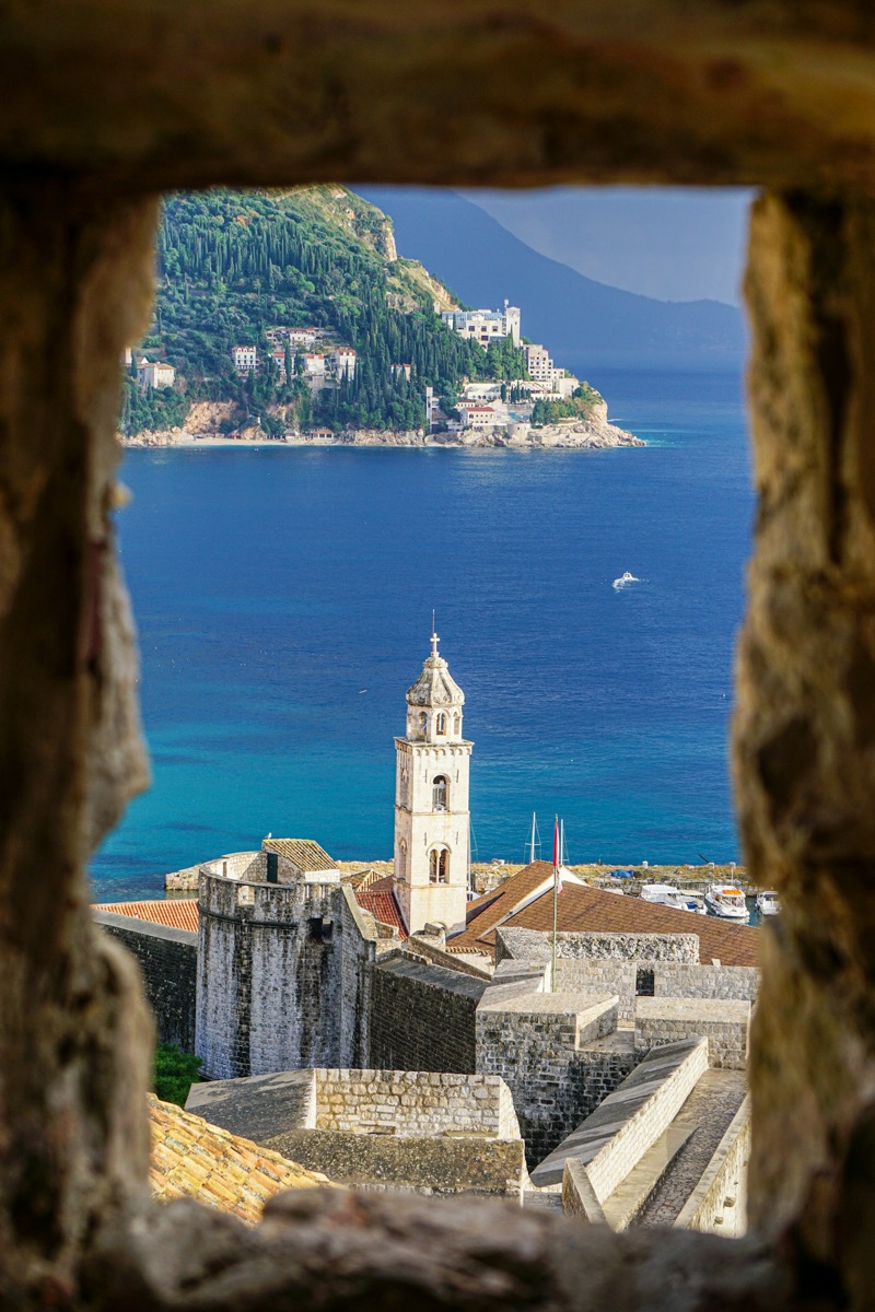 Hradby a strechy starého mesta Dubrovník