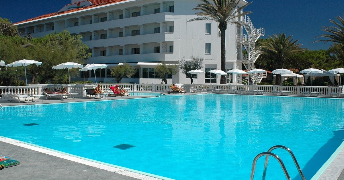 Domizia Palace (4*)
