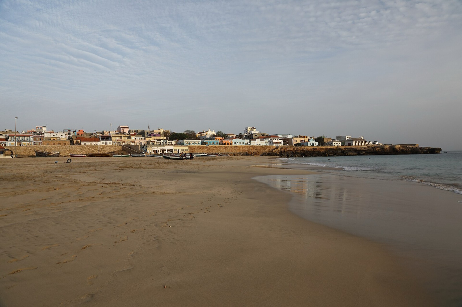 Pláž vo Vila do Maio (Porto Inglês)