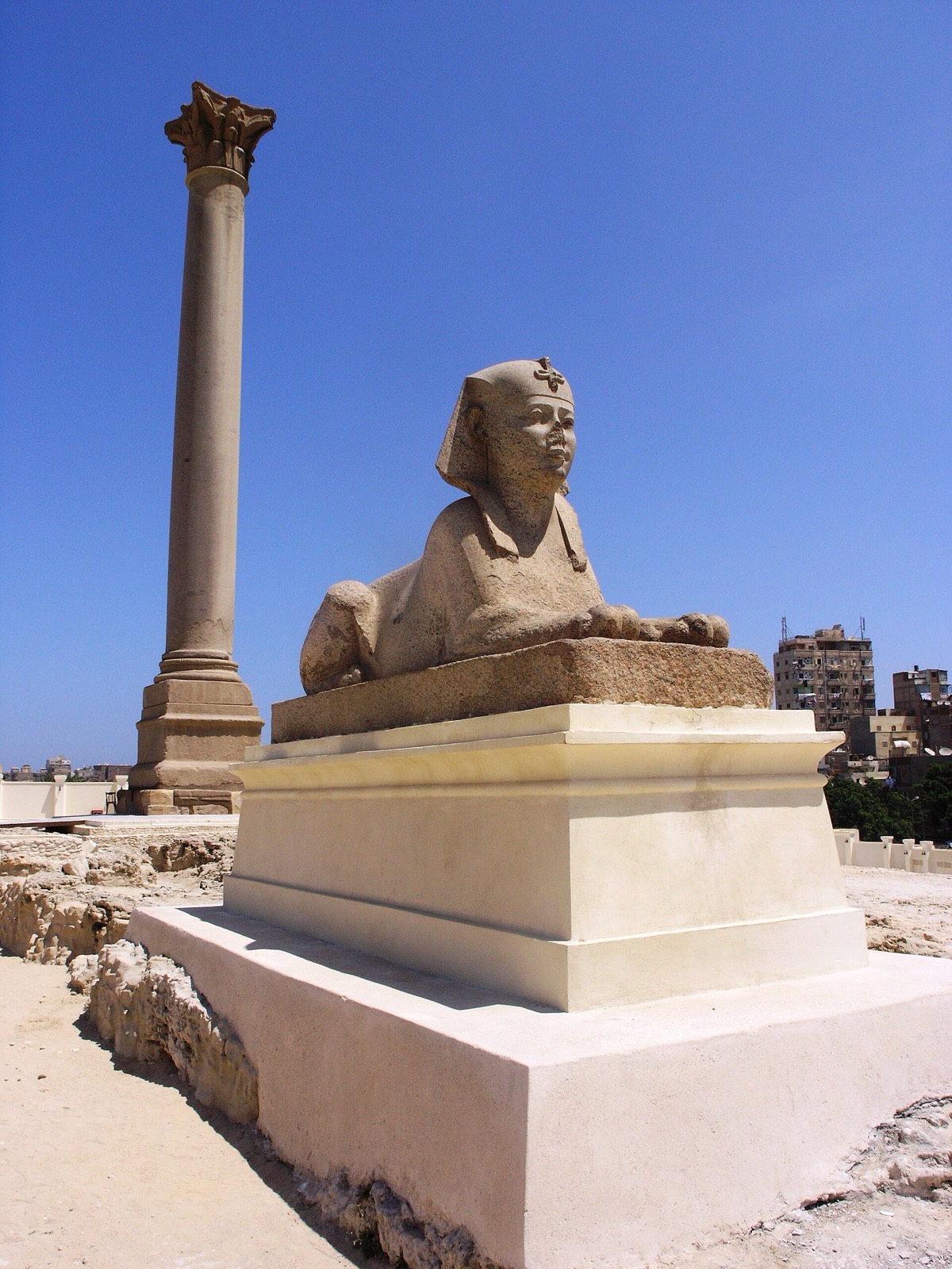 Pompeiov stĺp a sfinga v Alexandrii