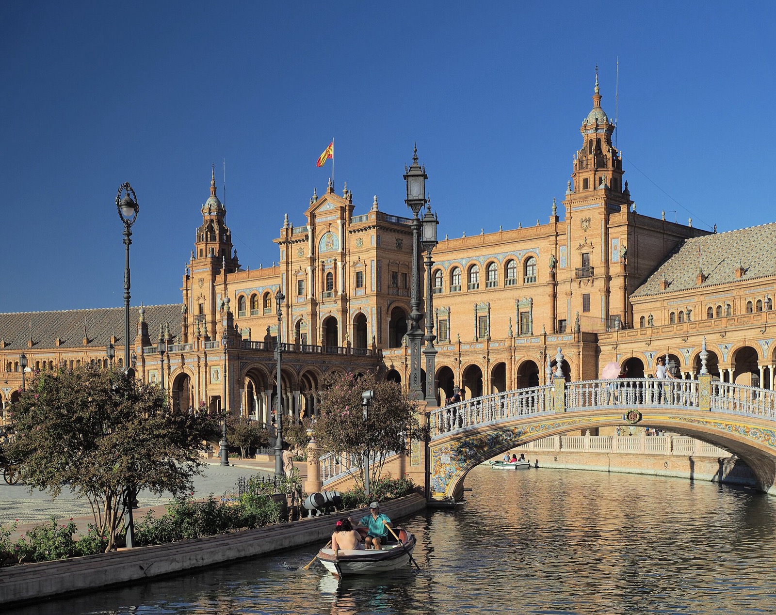 Sevilla: maurský palác Hry o tróny, najväčšia gotická katedrála sveta a flamenco v Triane
