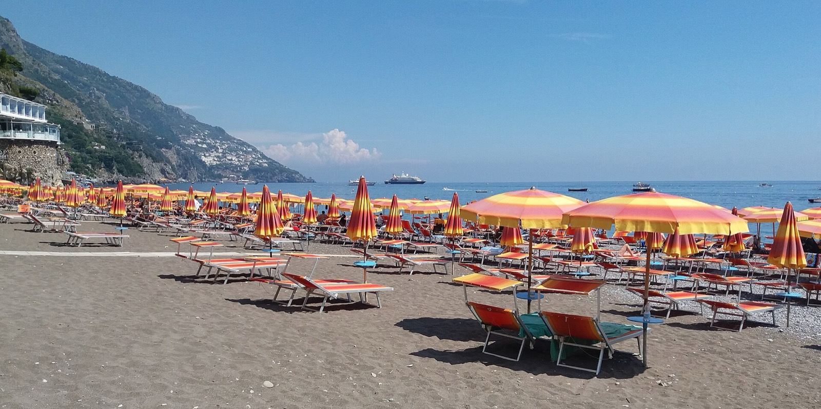 Pláž Spiaggia Grande v Positane