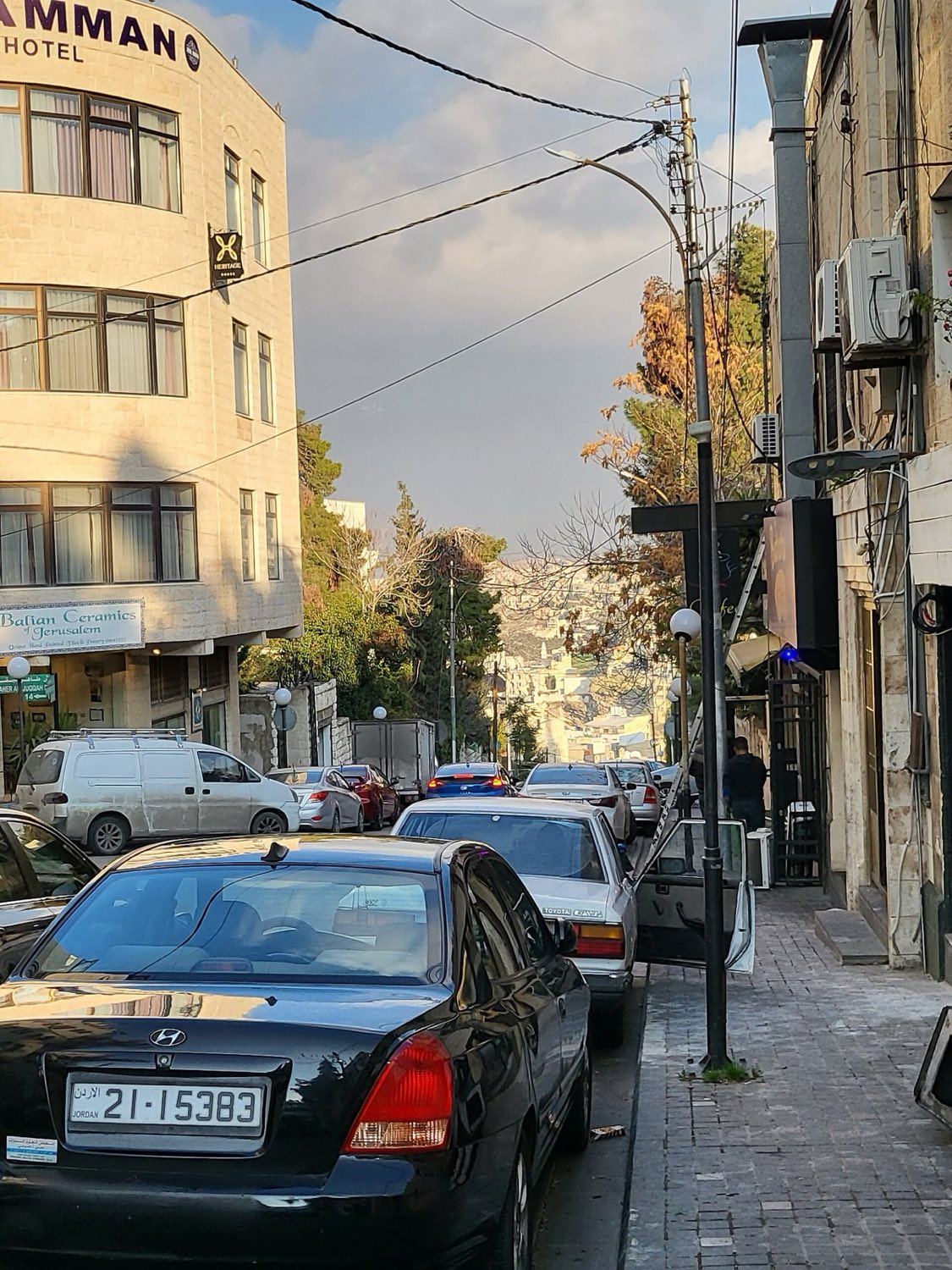 Rainbow Street v Ammáne