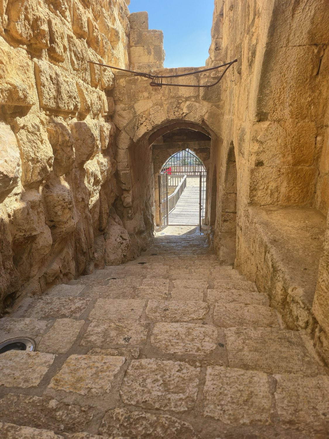Klenutá chodba hradu Ajloun