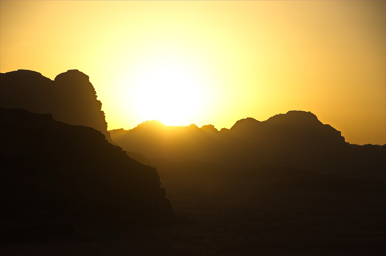 Západ slnka vo Wadi Rum
