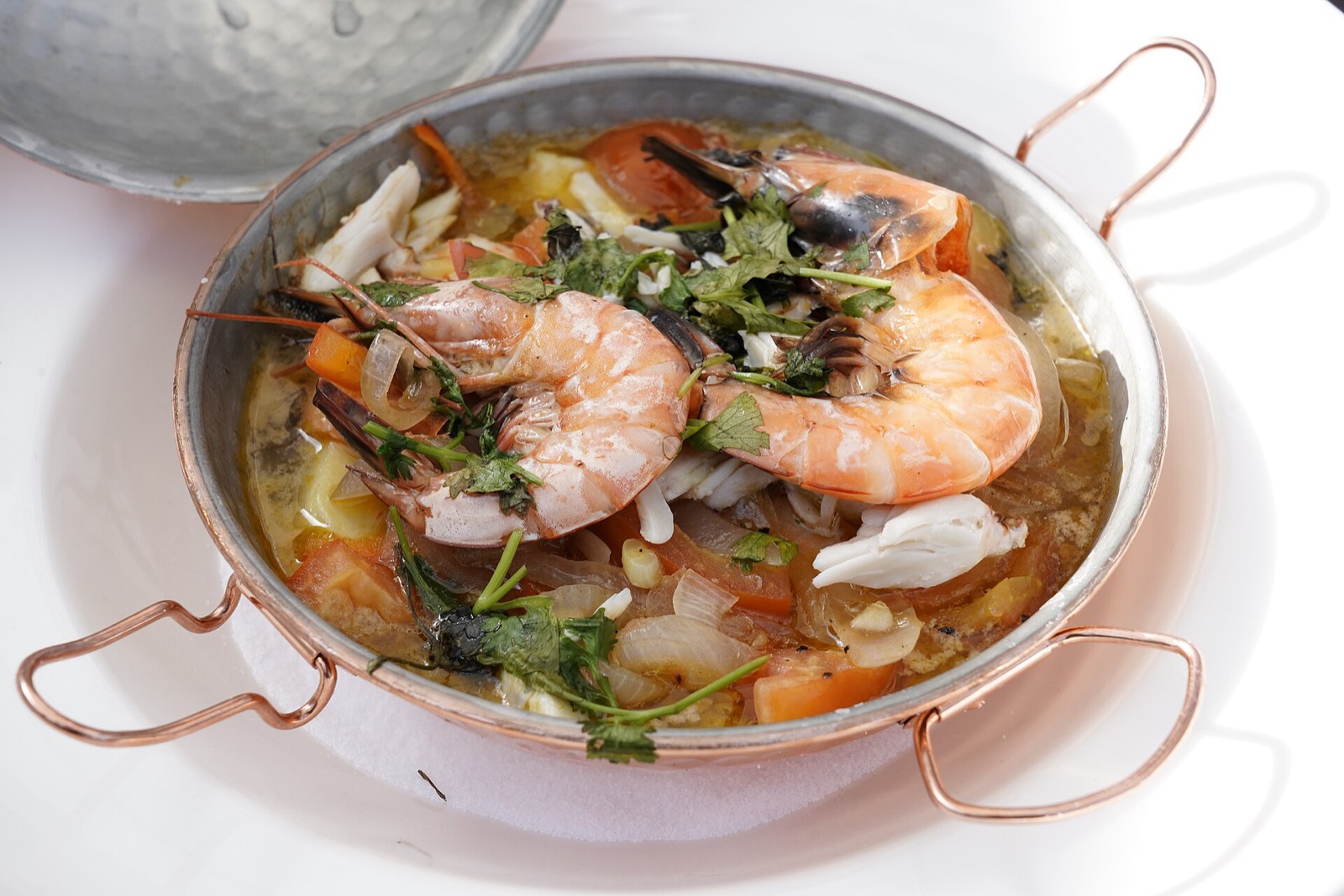 Cataplana s morskými plodmi z Algarve