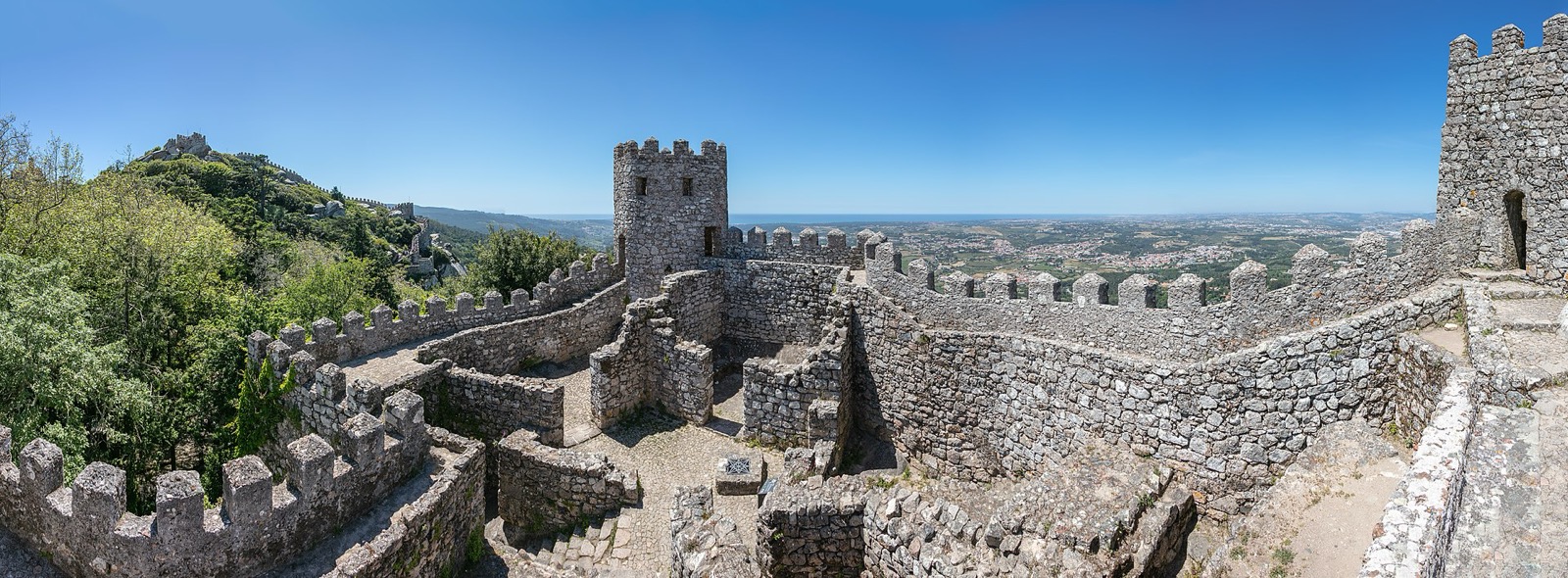 Maurský hrad nad Sintrou