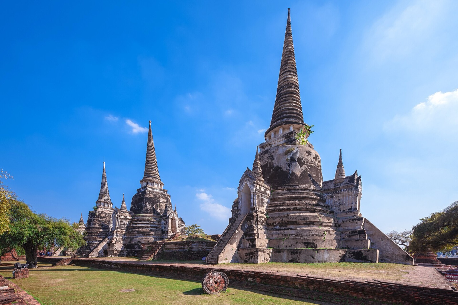 Tri čedí chrámu Wat Phra Si Sanphet v Ajutthaji