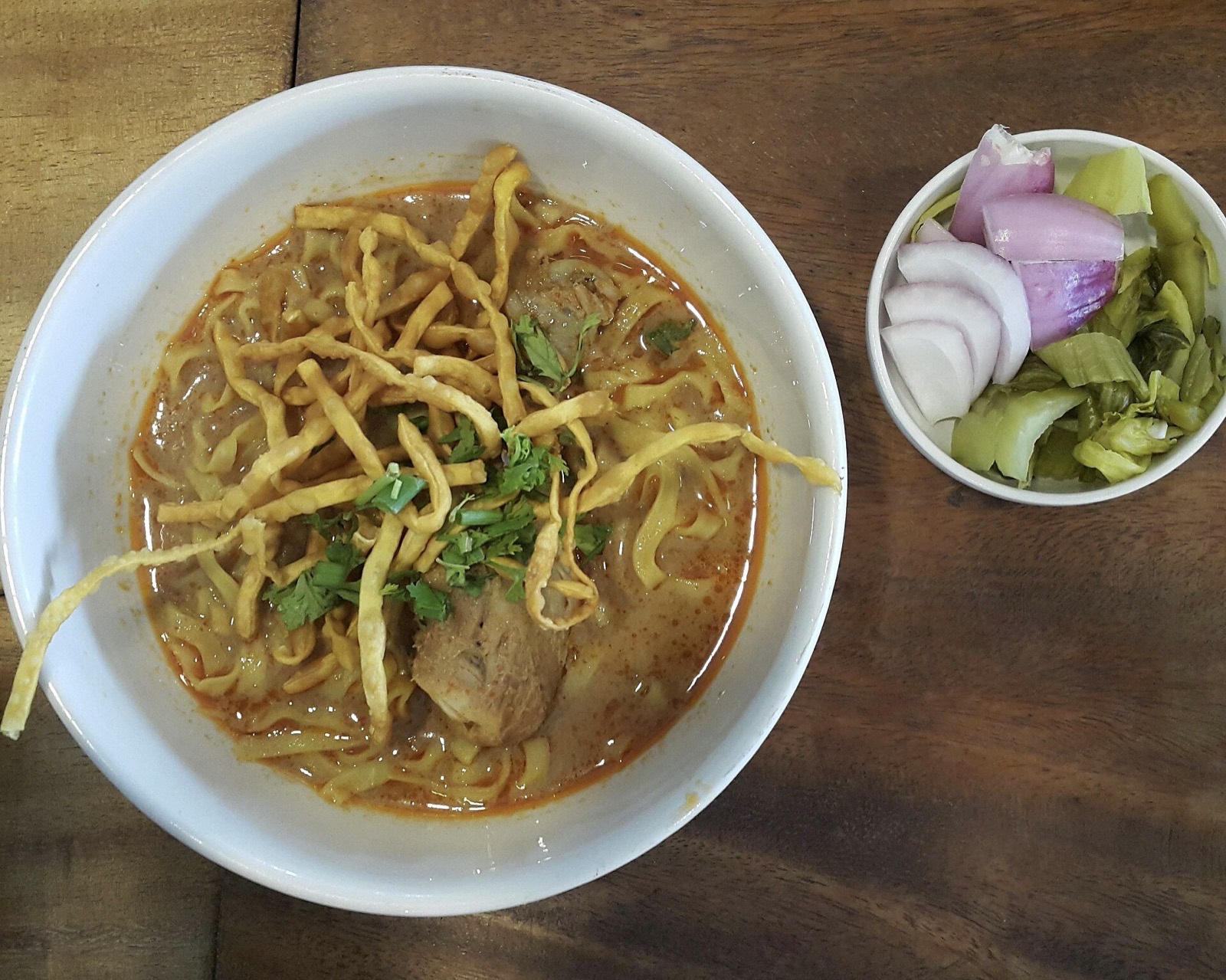 Khao soi – kari polievka s rezancami zo severu Thajska