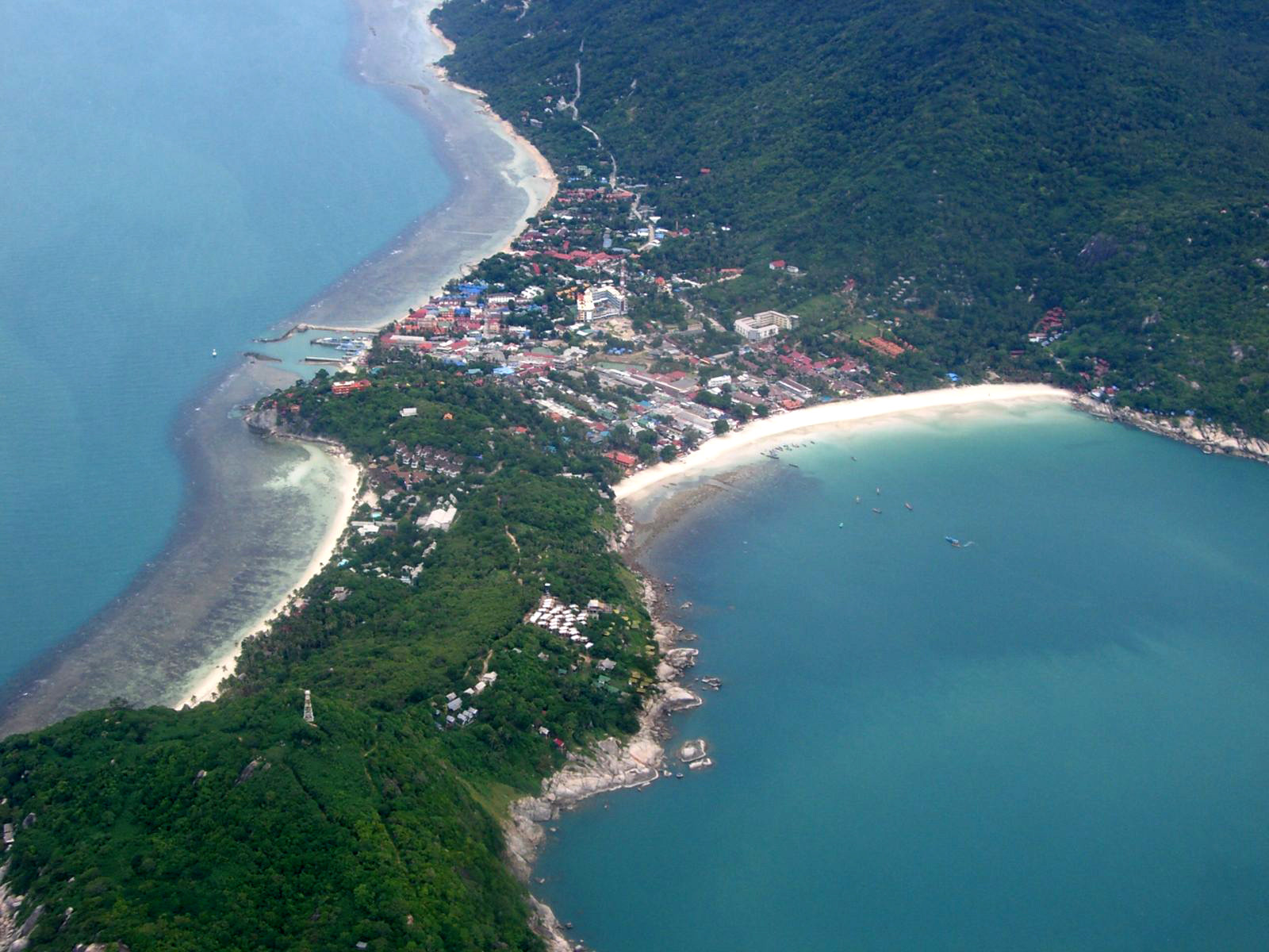 Polostrov Haad Rin na Ko Phangan z výšky
