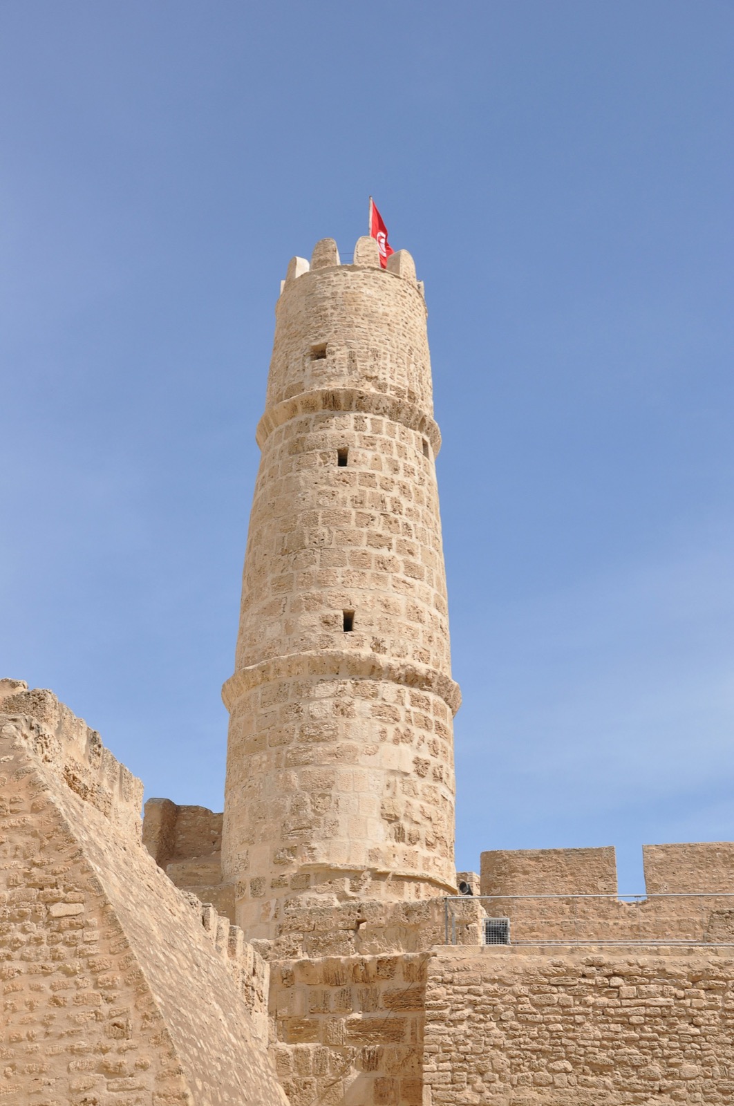 Strážna veža ribatu v Monastire