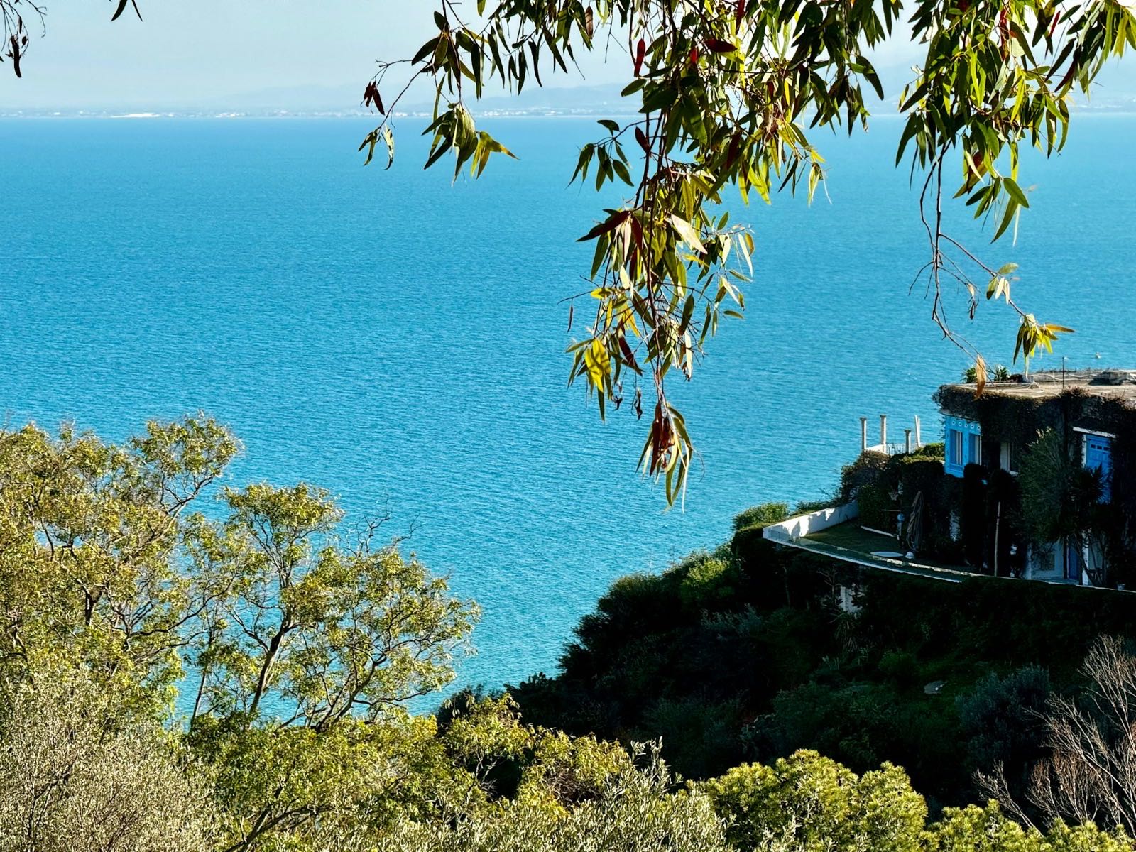 Pohľad zo Sidi Bou Said na Tuniský záliv