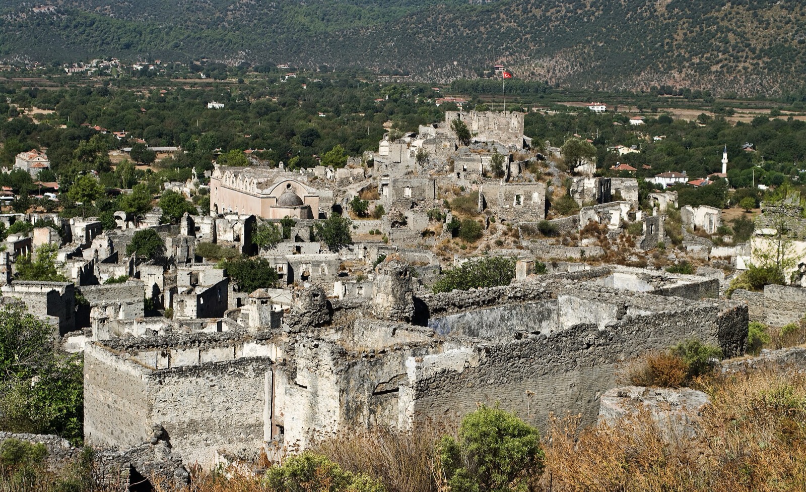 Opustené mesto Kayaköy pri Fethiye