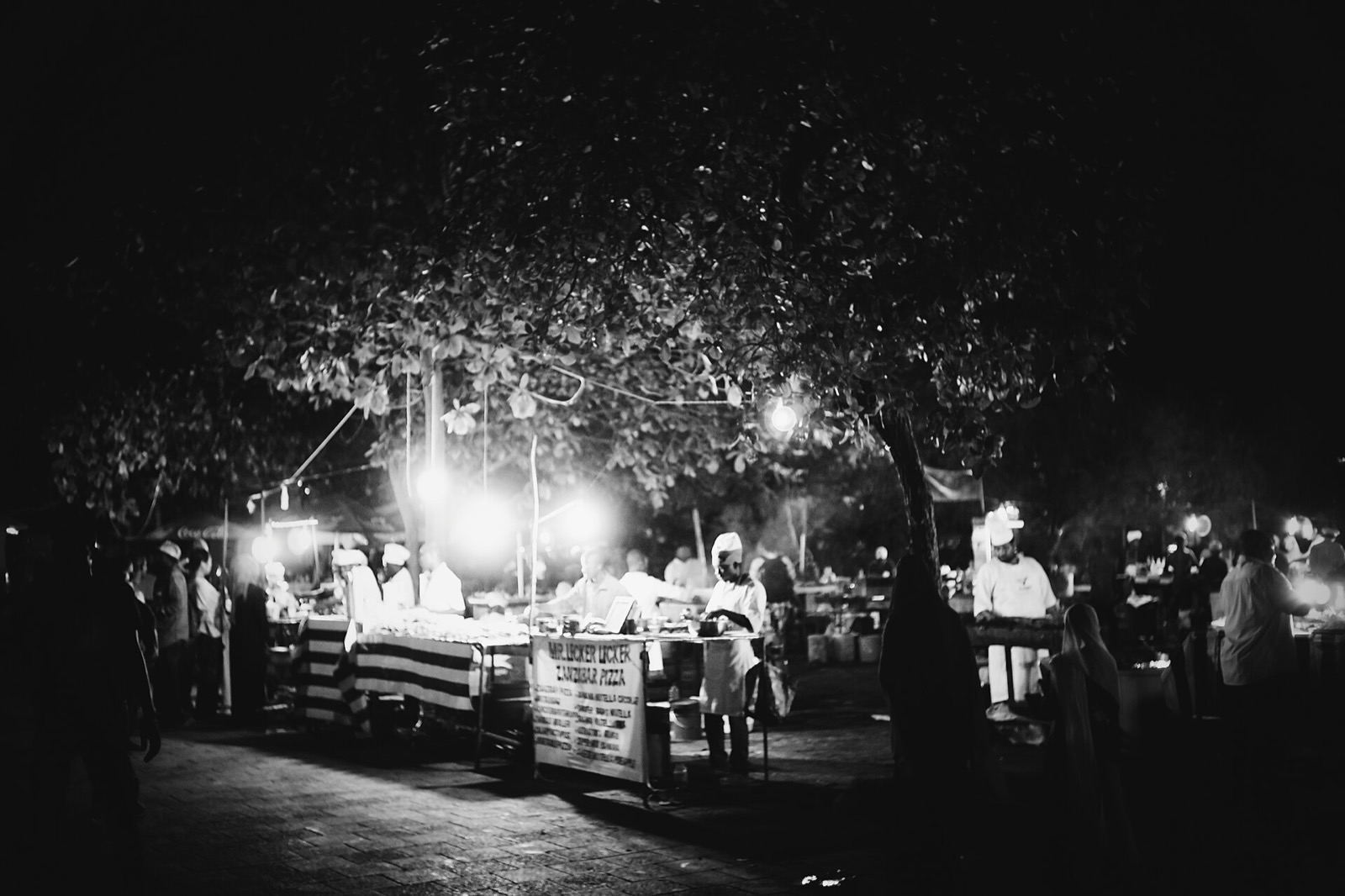 Grilované morské plody na Zanzibare